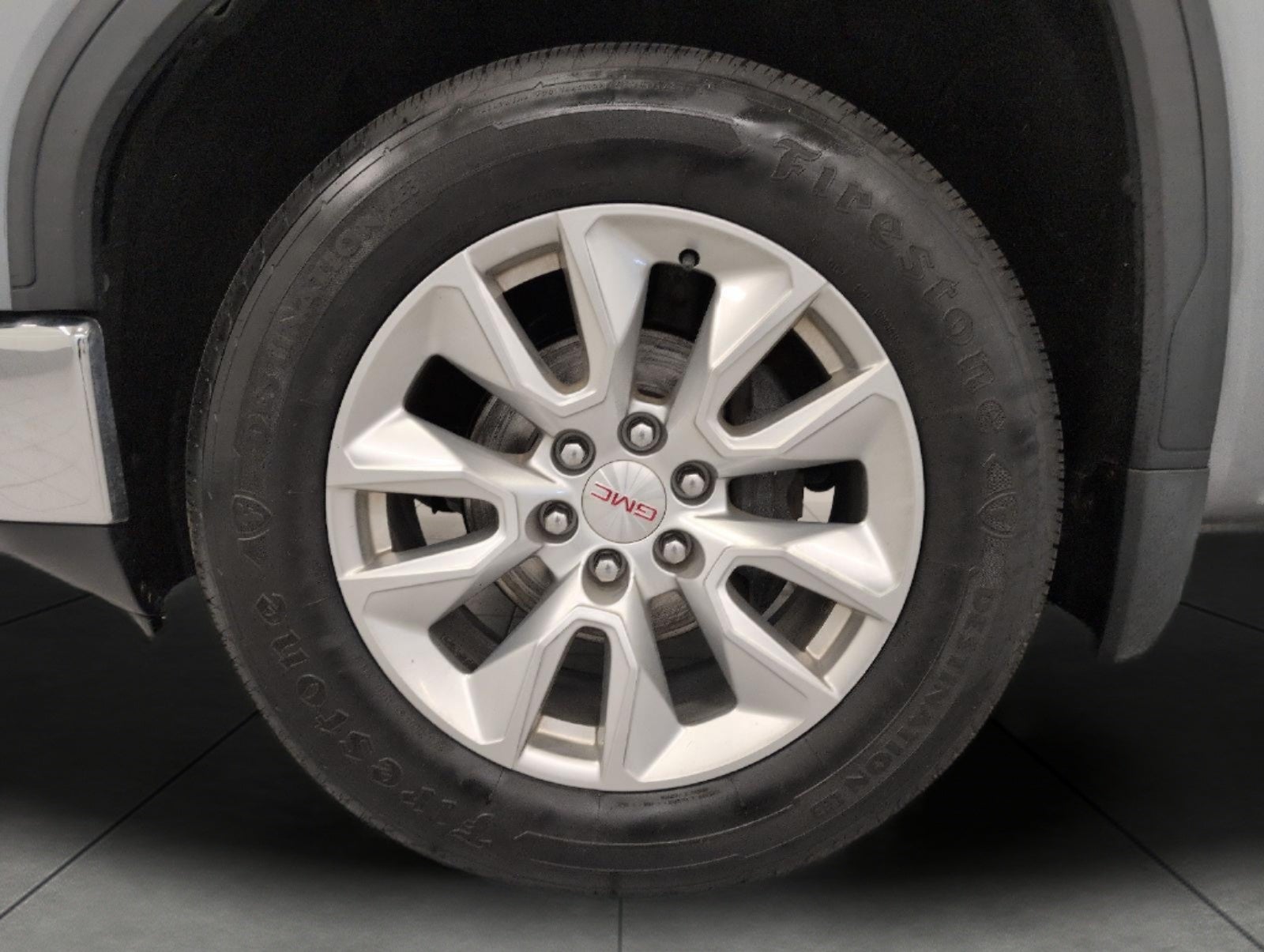 2019 GMC Sierra 1500 — rear three-quarter view