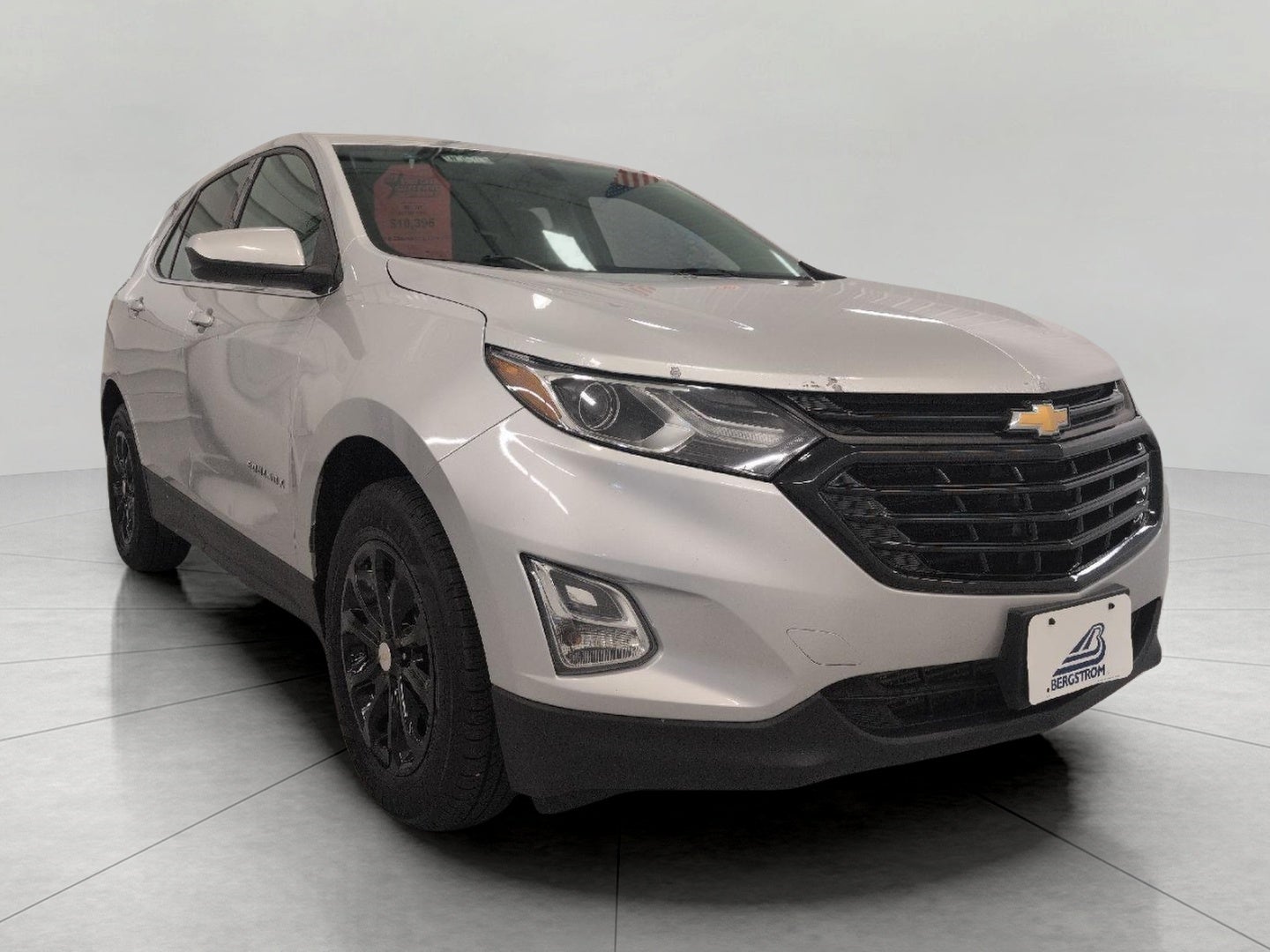 2019 Chevrolet Equinox AWD 4dr LT w/1LT in Silver Ice Metallic — front three-quarter view